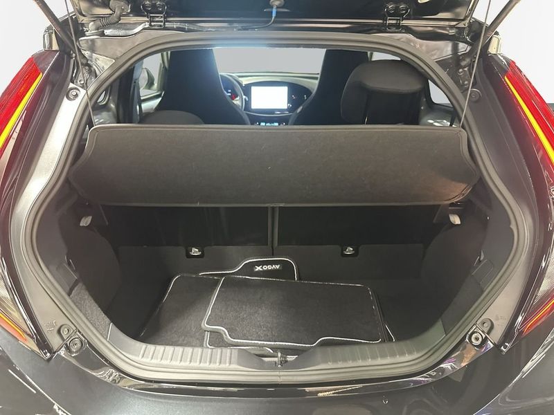 Toyota Aygo X bild 10