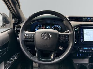 Toyota Hilux bild 9