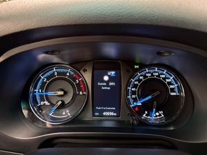 Toyota Hilux bild 13