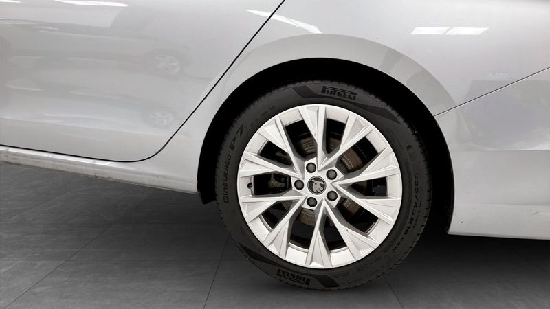 Skoda Superb bild 6