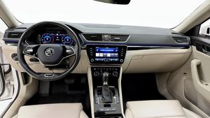 Skoda Superb bild 10