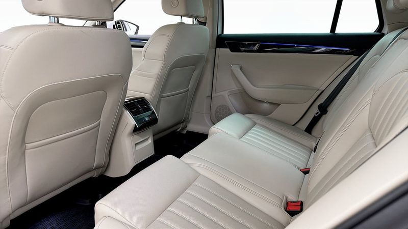 Skoda Superb bild 11