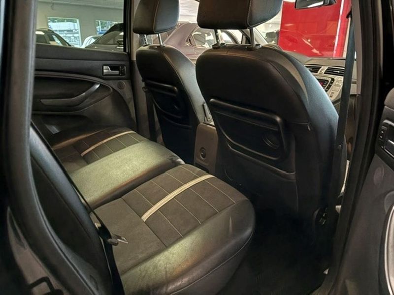Ford Kuga bild 4