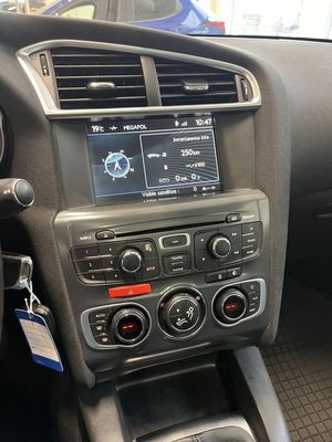 Citroen C4 bild 8