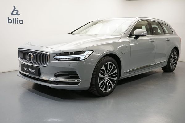 Volvo V90 Recharge T6 Core Edition, Baklucka elmanövrerad - 2024