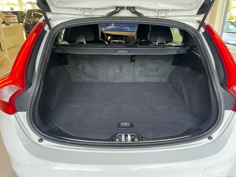 Volvo V60 bild 5