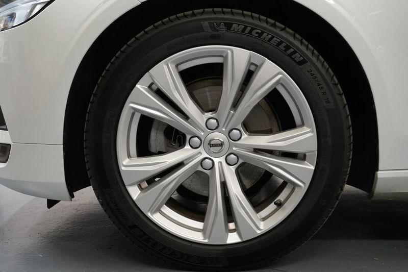Volvo V90 bild 17