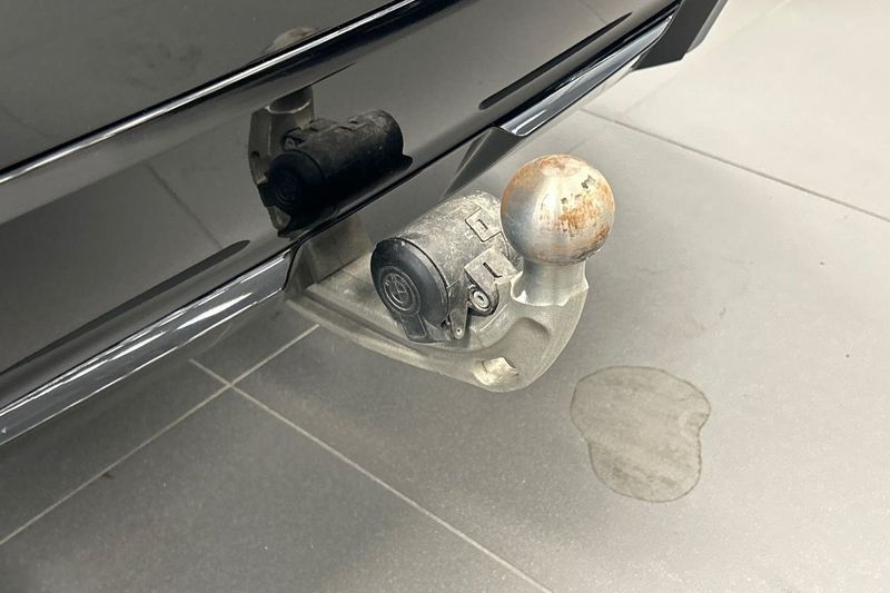 BMW i4 bild 18