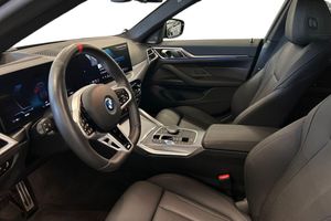 BMW i4 bild 12