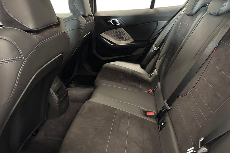 BMW 120 bild 11