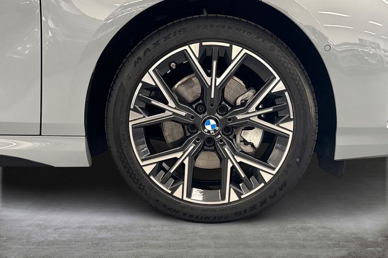 BMW 120 bild 14