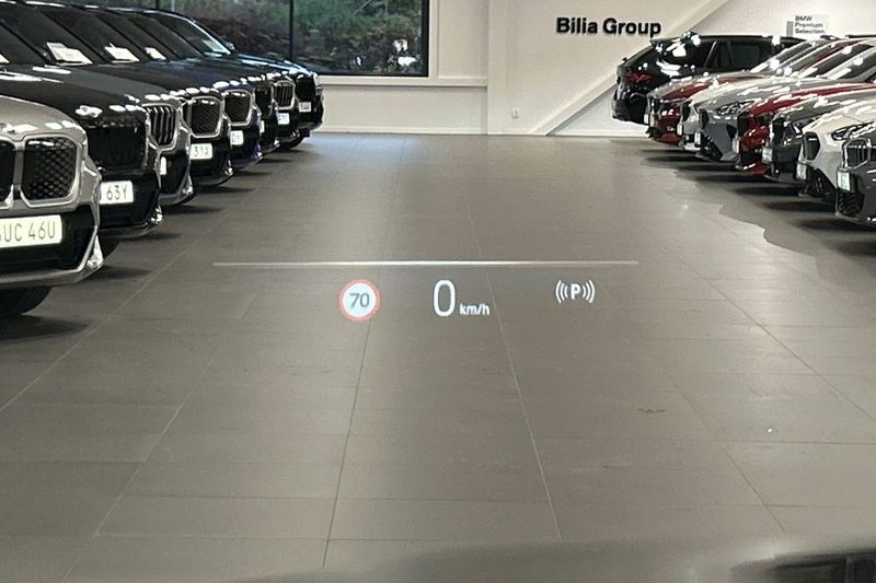 BMW iX bild 18