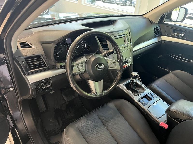 Subaru Legacy bild 6