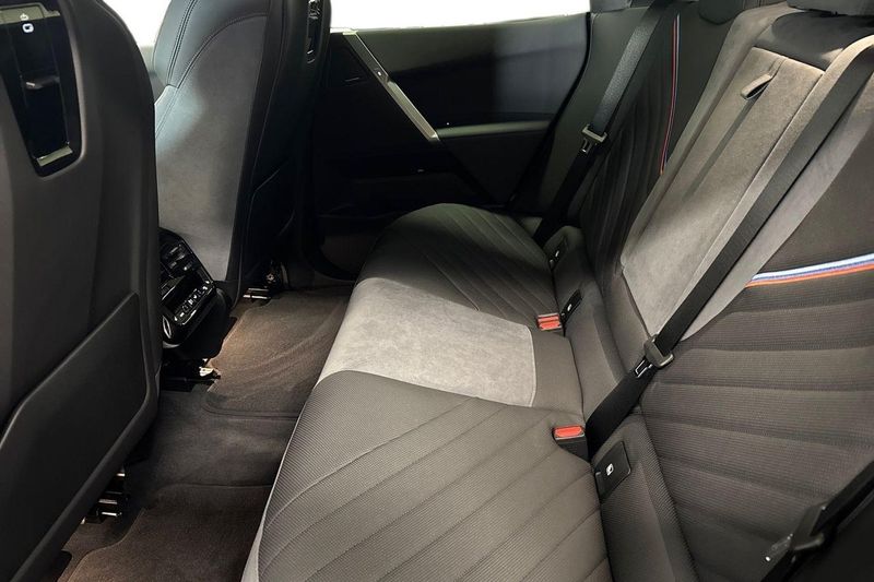 BMW iX bild 11