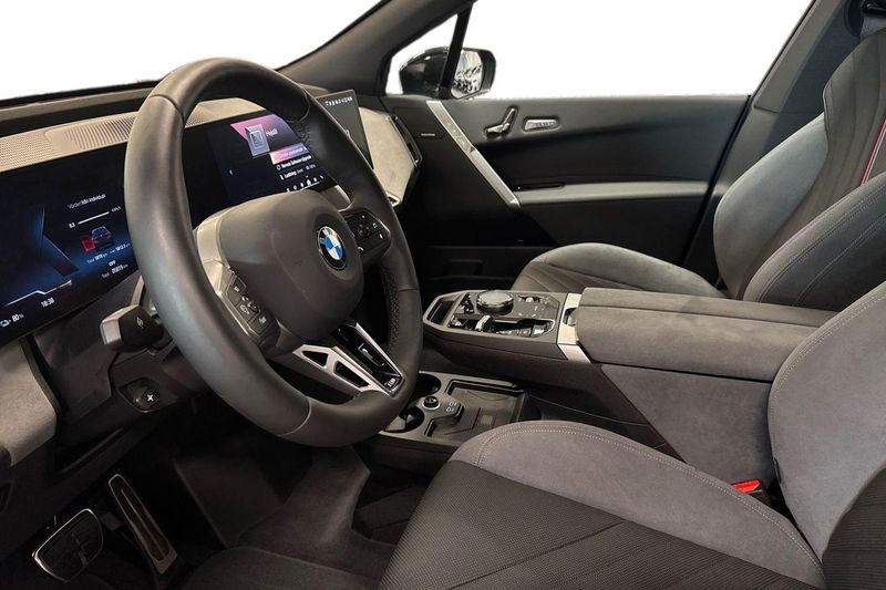 BMW iX bild 12