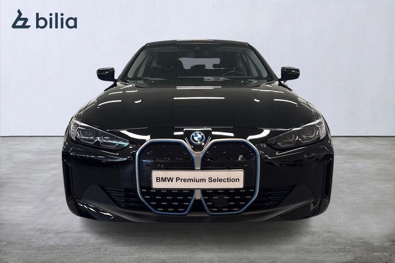 BMW i4 bild 5