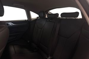 BMW i4 bild 11