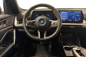 BMW iX2 bild 9