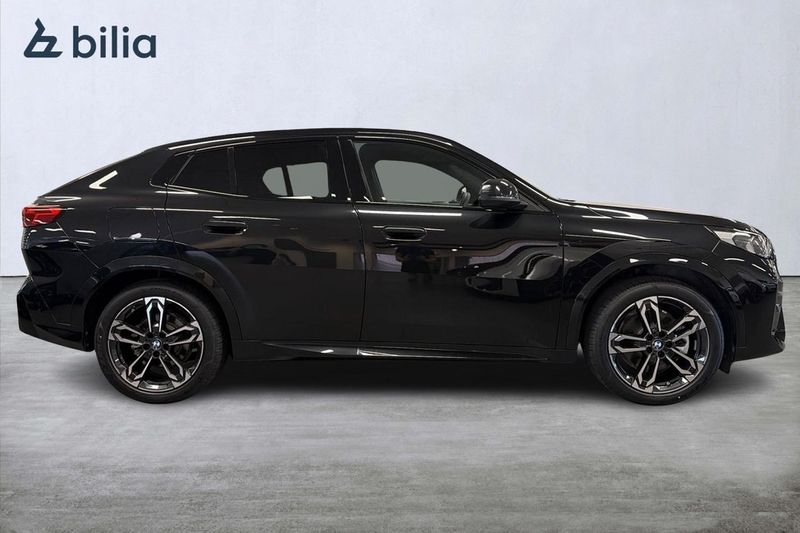 BMW iX2 bild 16