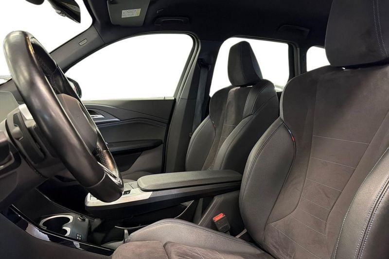 BMW iX1 bild 12