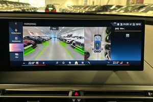 BMW iX bild 13