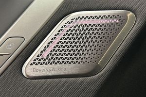 BMW iX bild 17