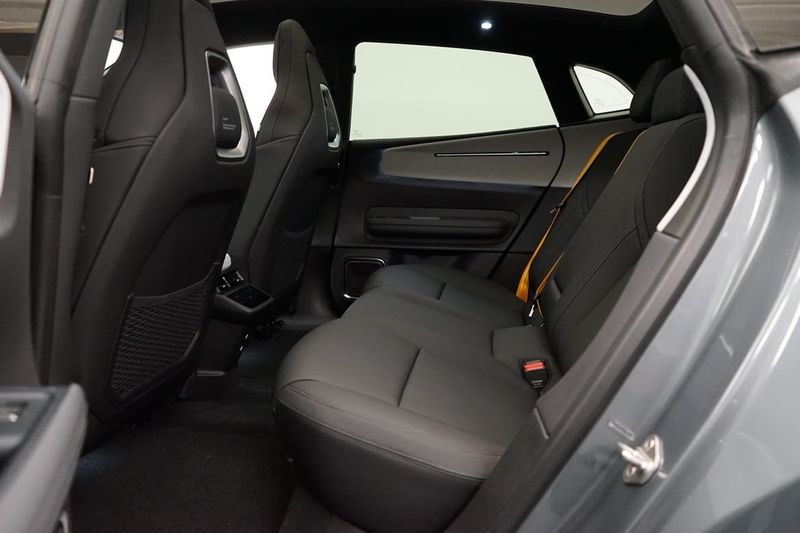 Polestar 4 bild 7