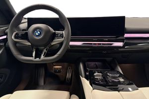 BMW 530 bild 8