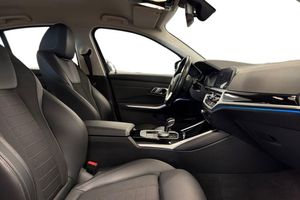 BMW 330 bild 6