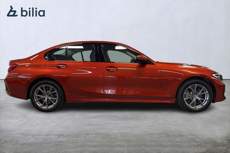 BMW 330 bild 16