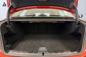 BMW 330 bild 10