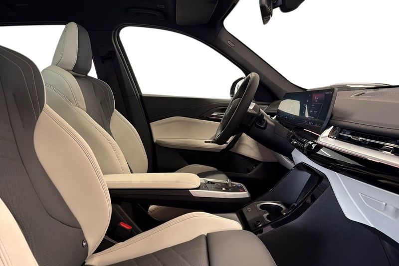BMW iX1 bild 6