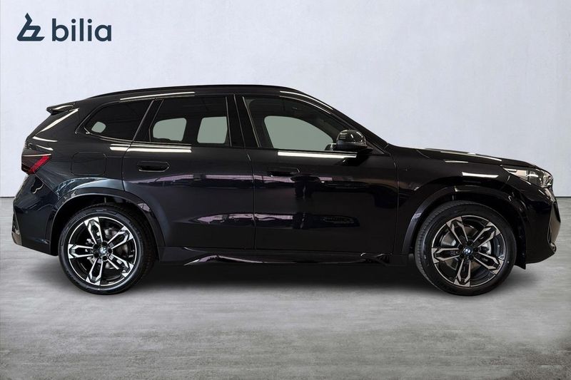 BMW iX1 bild 16