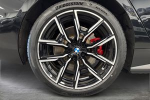BMW i4 bild 17