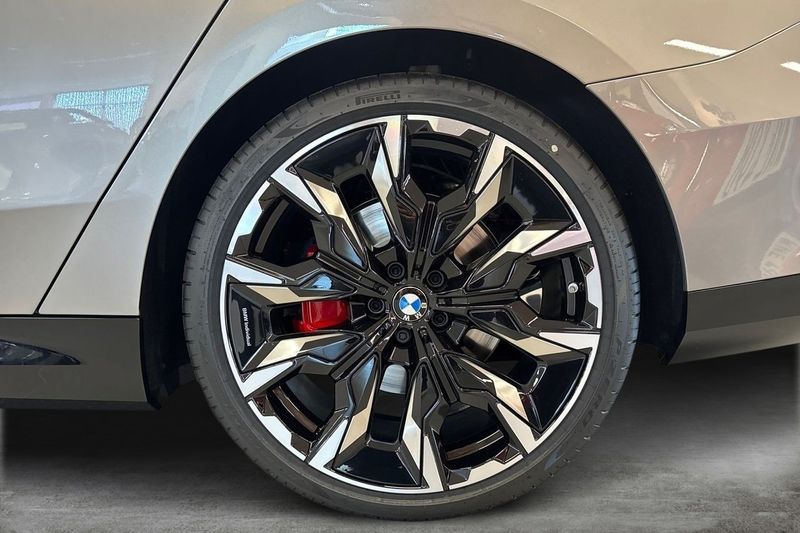BMW 530 bild 14
