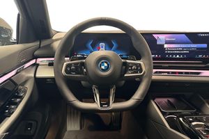 BMW 530 bild 9