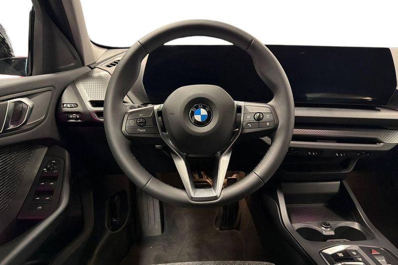 BMW 120 bild 9