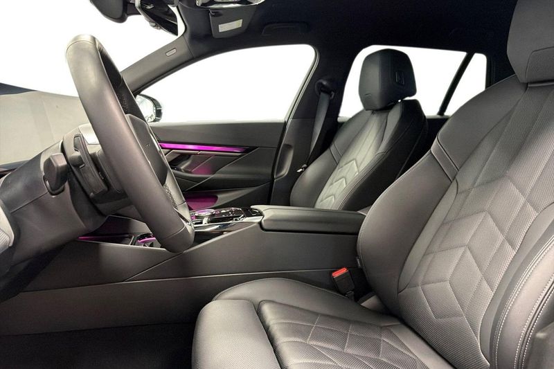 BMW 530 bild 12