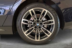 BMW 530 bild 15