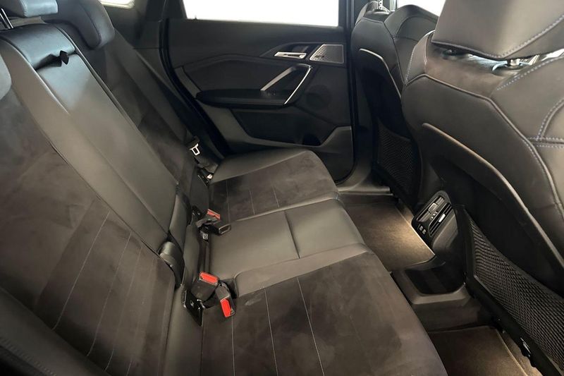 BMW iX1 bild 7