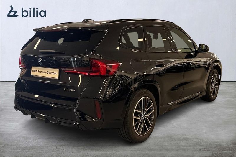 BMW iX1 bild 16