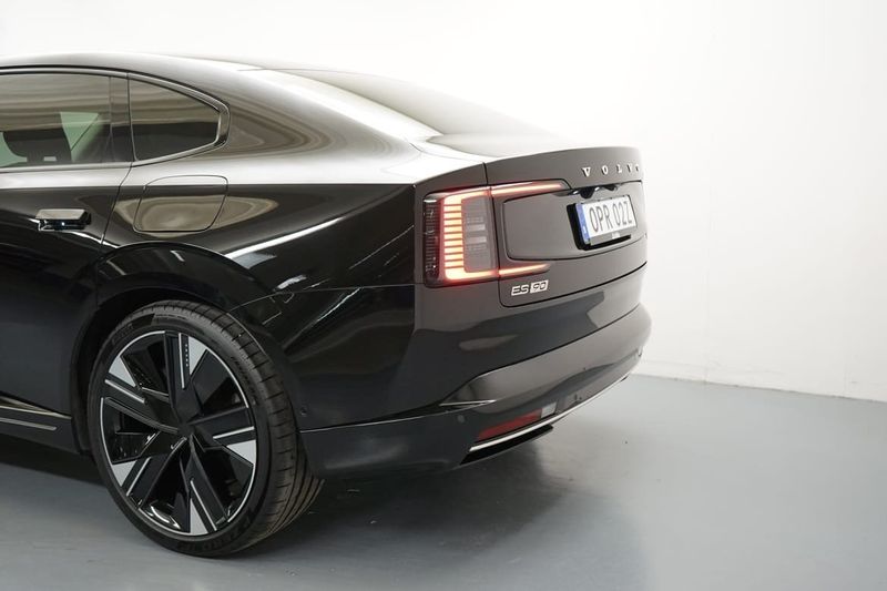 Volvo ES90 bild 5