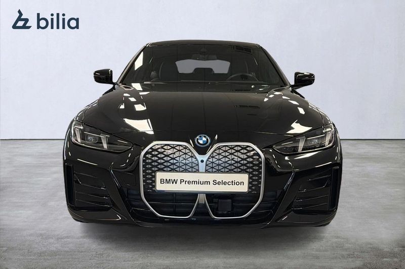 BMW i4 bild 5