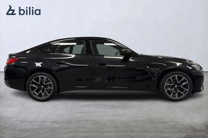 BMW i4 bild 16