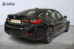 BMW i4 bild 17