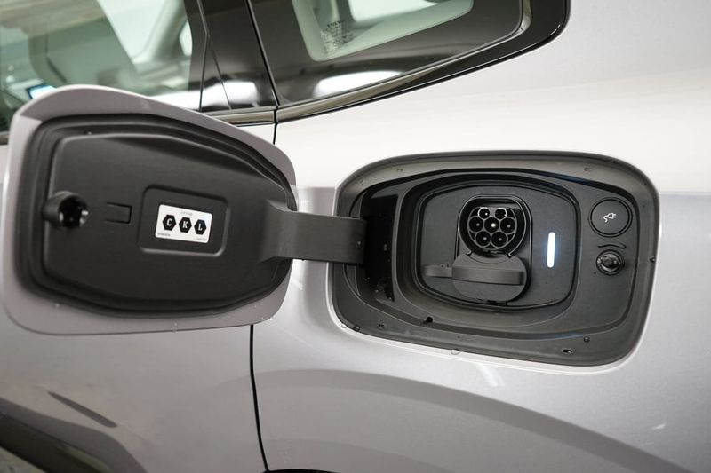 Volvo ES90 bild 17
