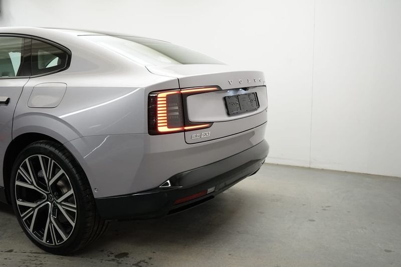 Volvo ES90 bild 3