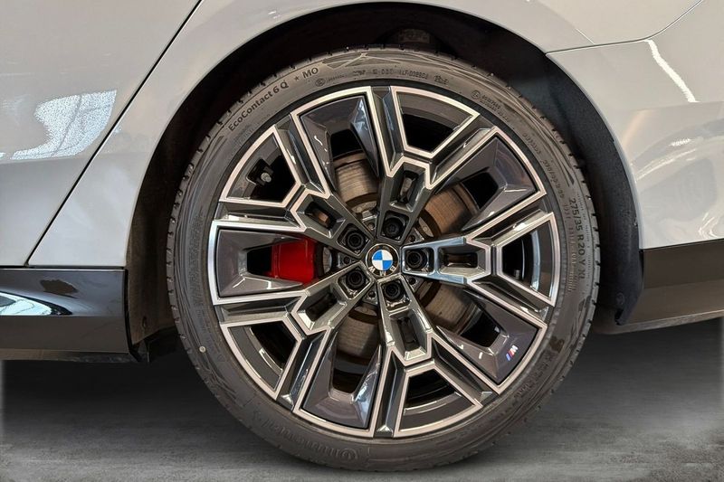 BMW i5 bild 15