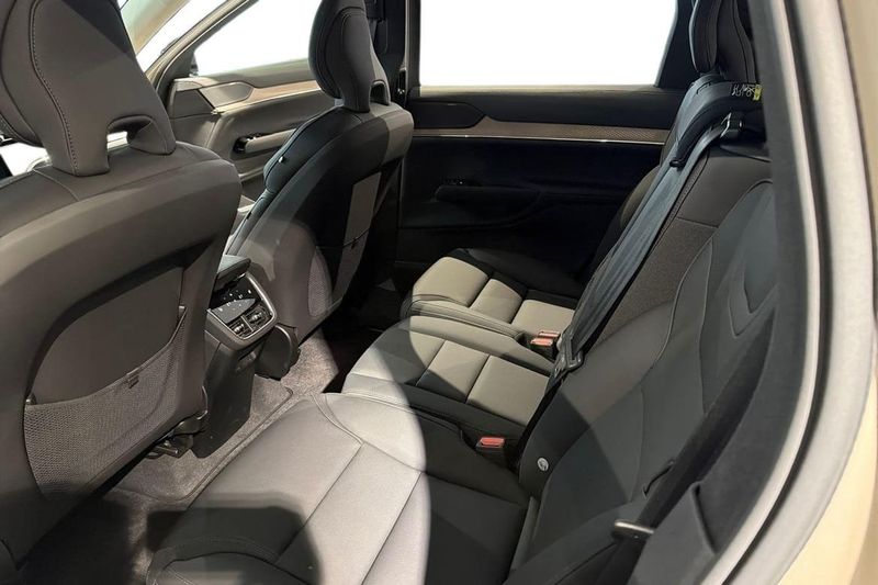 Volvo EX90 bild 11