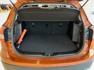 Suzuki S-CROSS bild 5